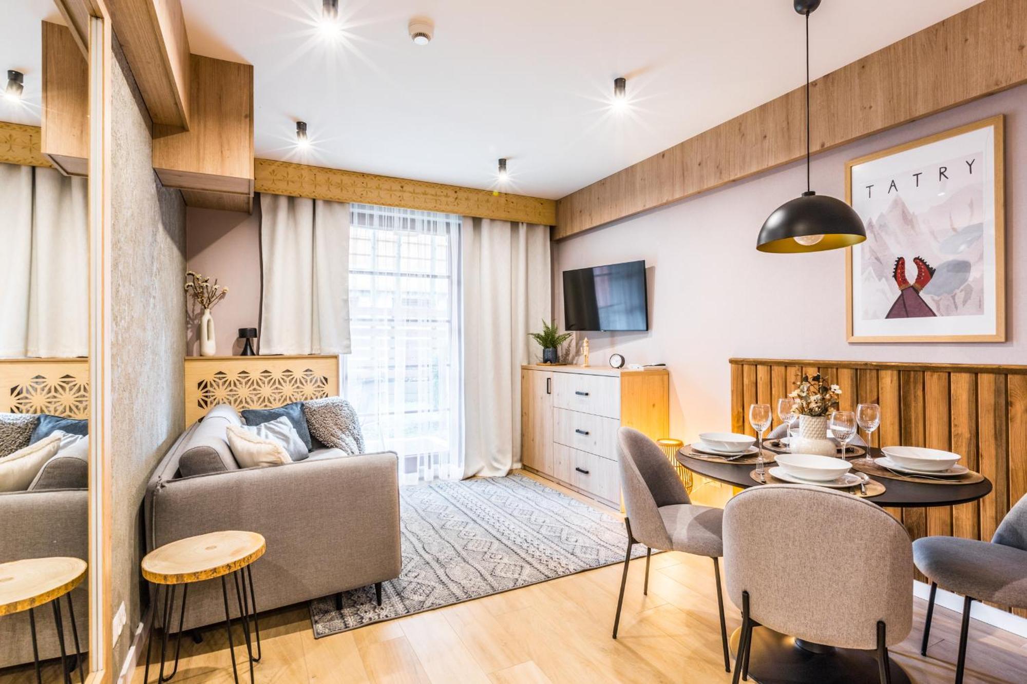 Aparthotel Lucylla Zakopane Exterior photo